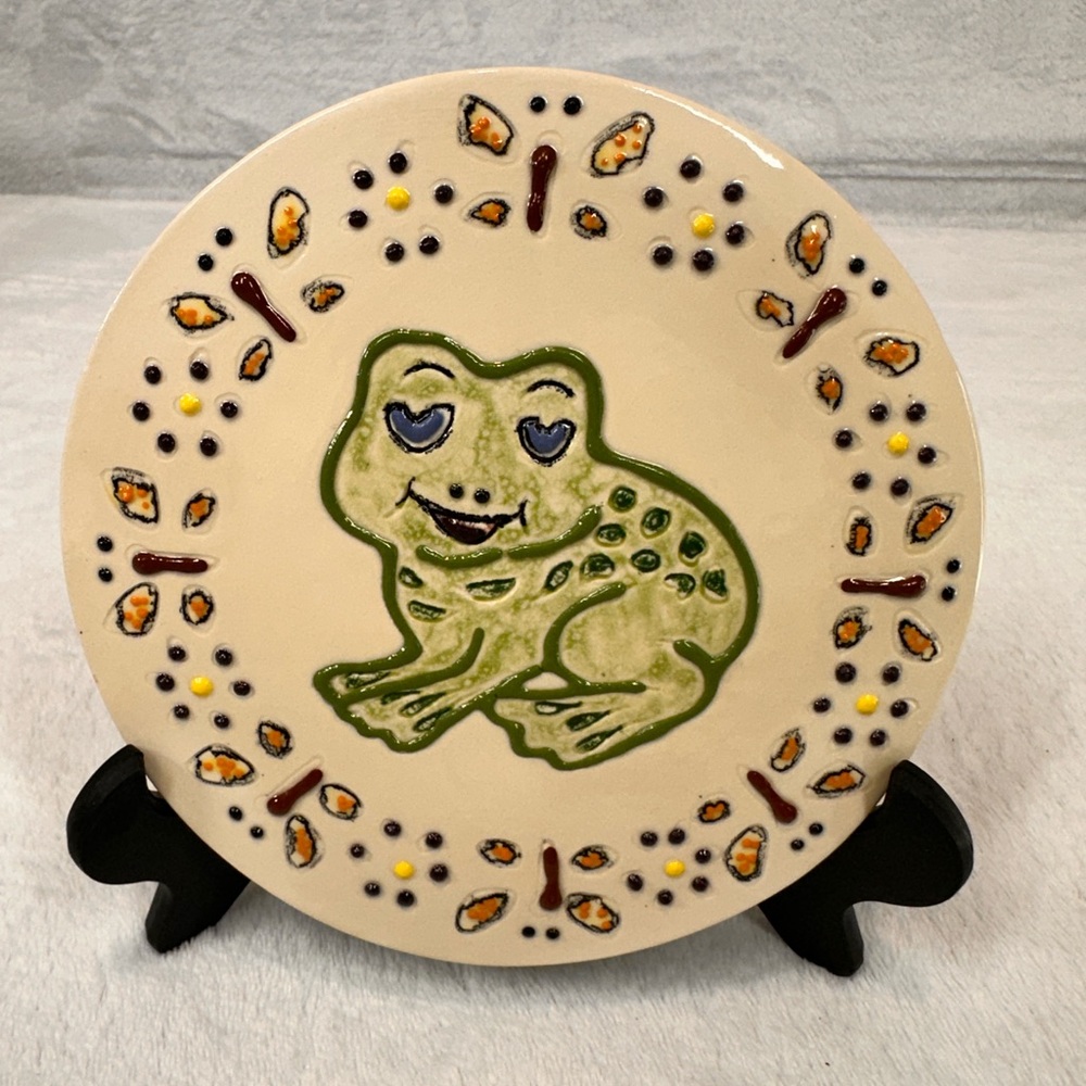 Aboriginal Dot Studio Art Pottery Frog Heart Eyes Butterfly Floral Pot Lily Pads - Picture 13 of 16
